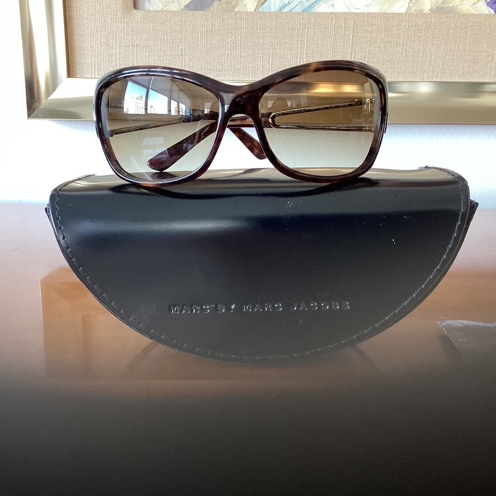 Marc Jacobs sunglasses